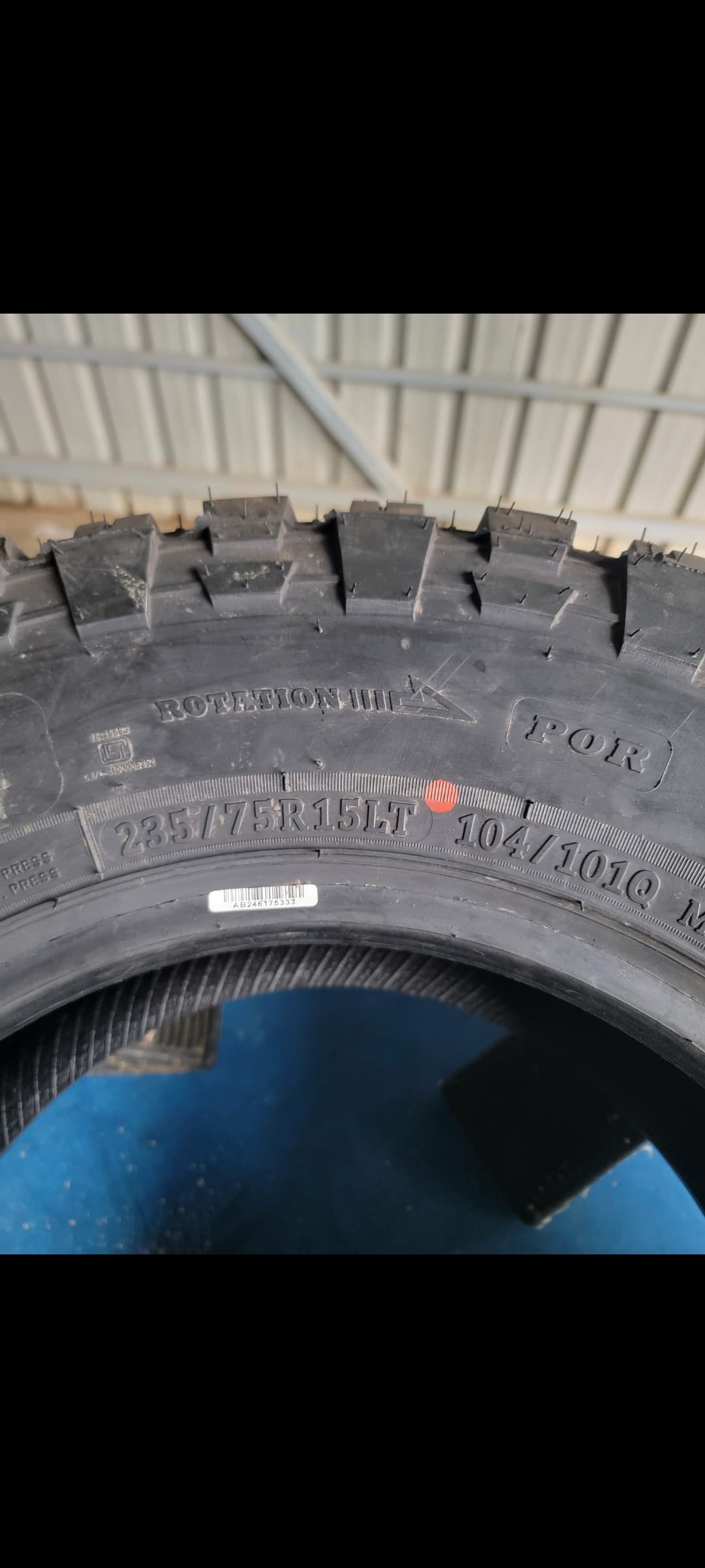 COMFORSER 235/75 R15 MT