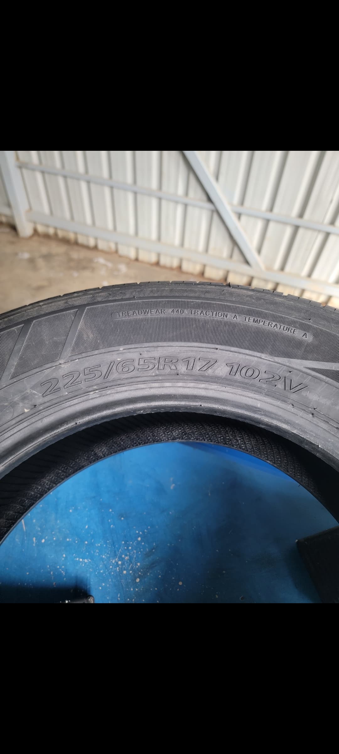 Centara 225/65 R17 HT
