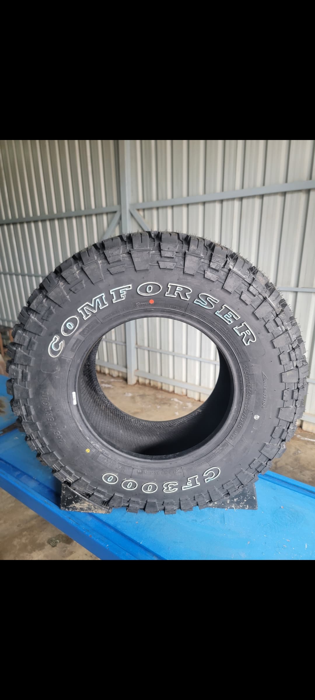 Comforser 265/75 R16 MT