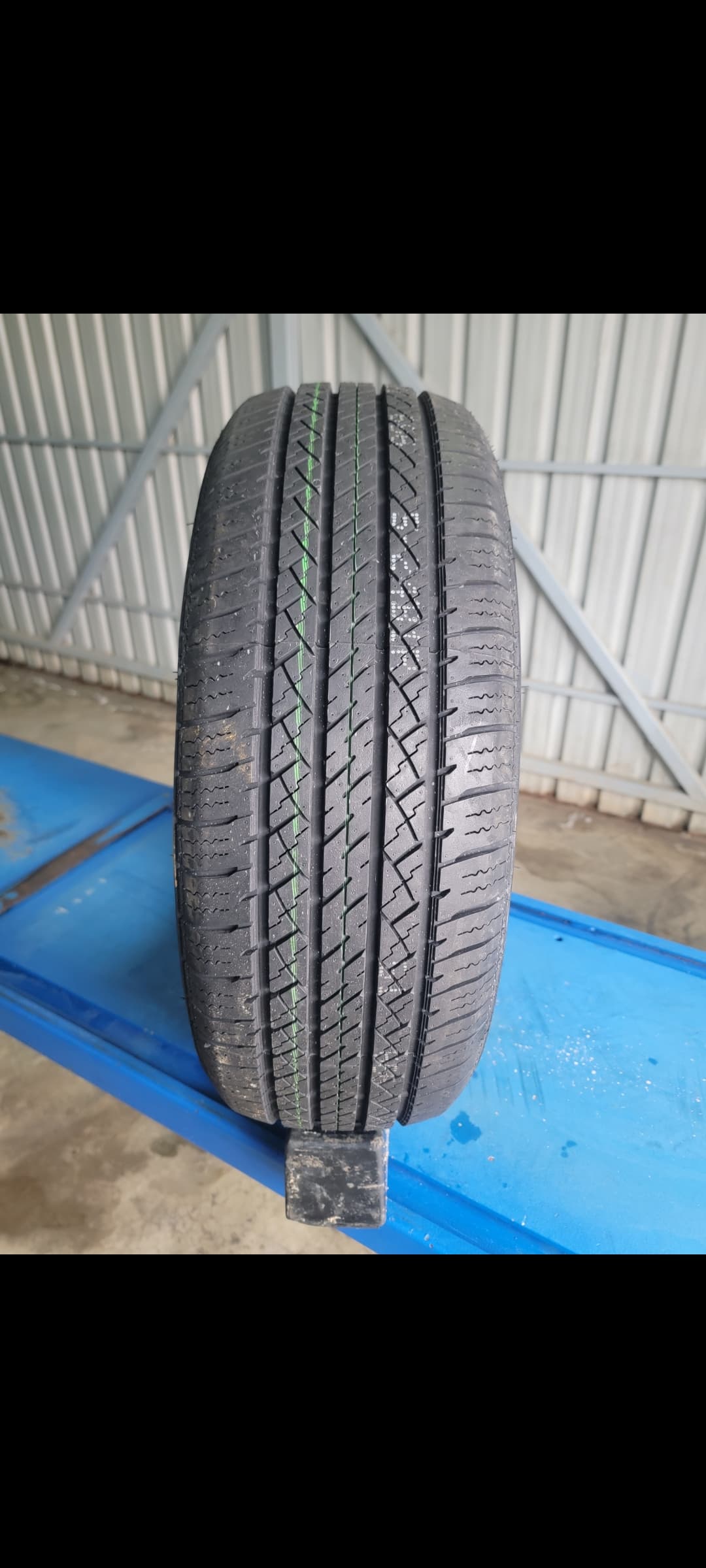 COMFORSER 215/65 R16 HT
